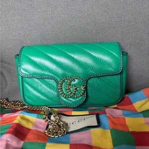 Gucci Small Azalea Enamel Matelasse Torchon GG Marmont Shoulder Bag in Green